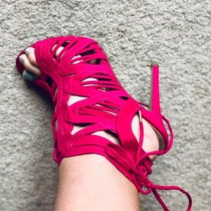 Hot pink heels size 7
